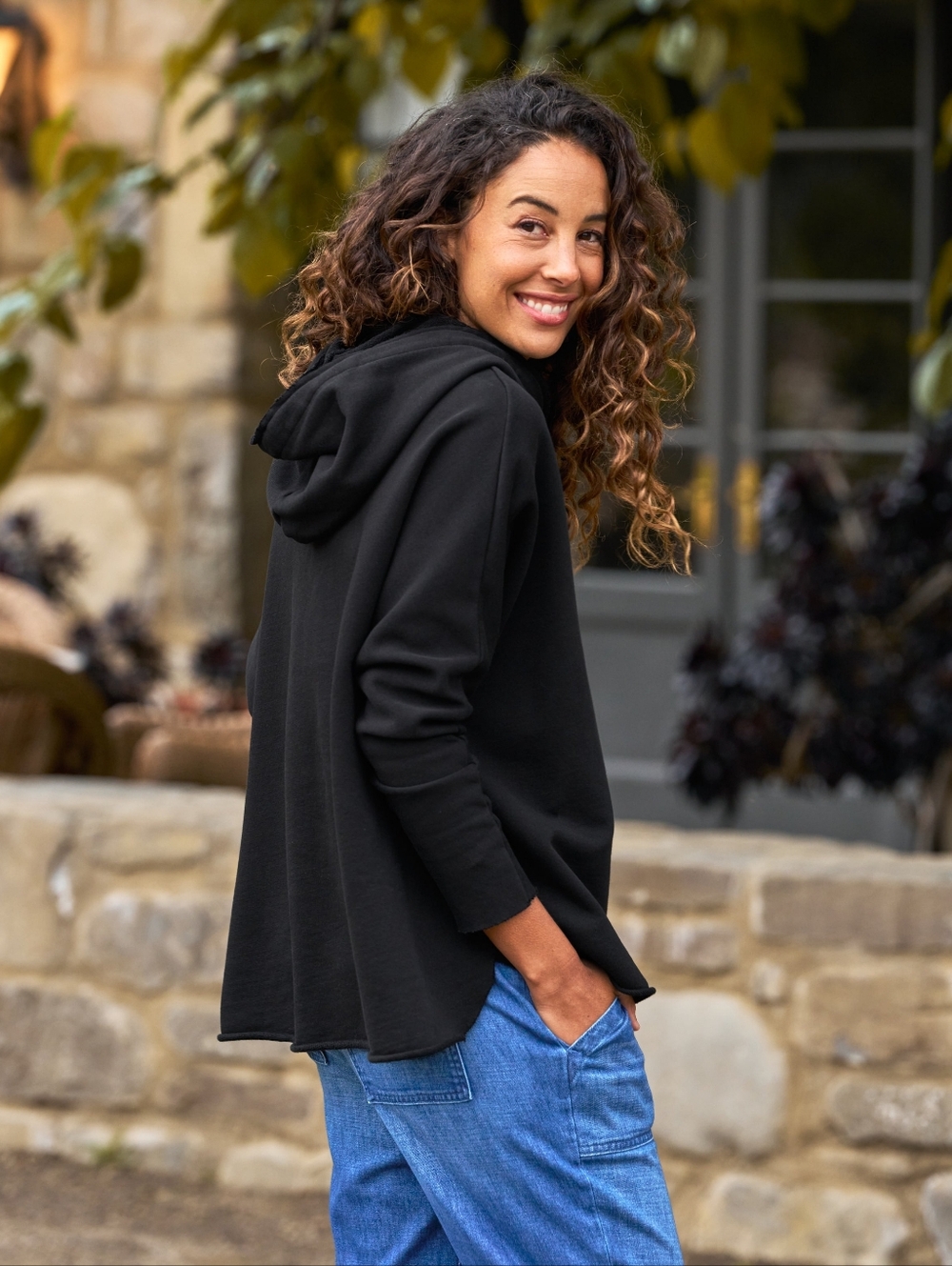 Frank & Eileen Kane Capelet Hoodie Black Size Medium